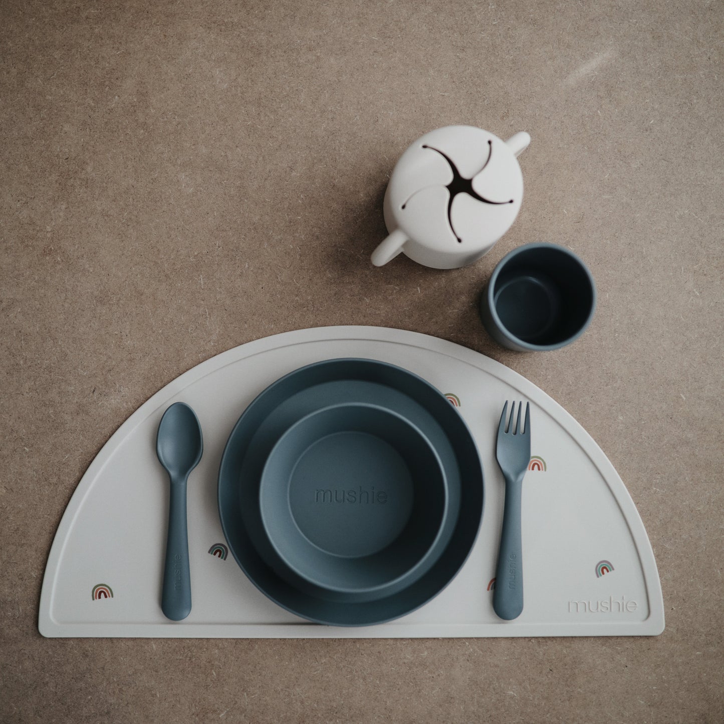 Mushie Dinnerware Plate Round (2 Pack) - Smoke